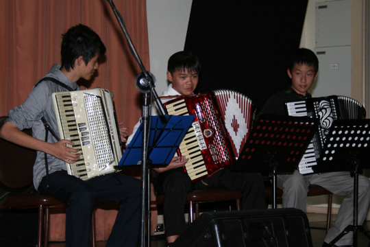 Brendan Wang, Kelvin Luu, Brandon Thai.