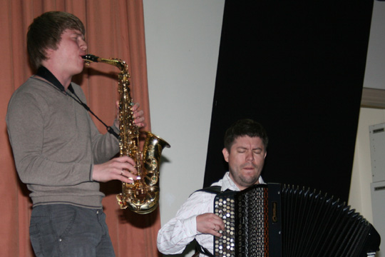 Dimitry Zhdanov (saxaphone) and Aleksey Peresidly