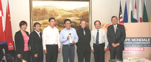 Crystal Wang, SHNU official, Vice-President SHNU Cong Yuhao, Secretary of the Party Committee of SHNU Lu Jianfei, CIA President Raymond Bodell, Prof. SHNU Dean Li Cong, Harley Jones