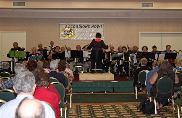 ACCORDIONS NOW! Festival Orchestra 2013 with conductor Donna Maria Regis